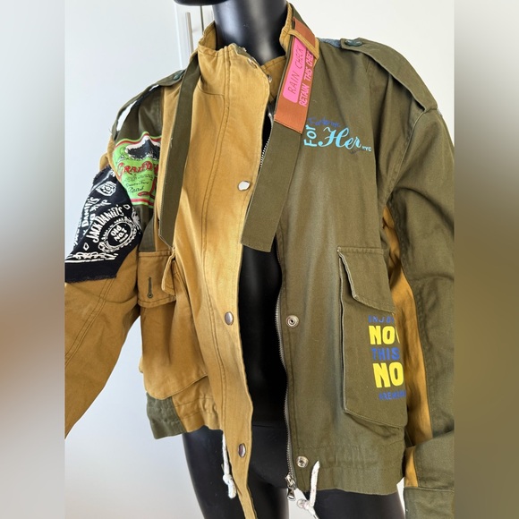 Trendy Olive and Tan Utility Jacket - Picture 4 of 7